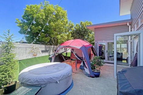 Photo of property in 2 Shaun Lane, Huntington, Hamilton, 3210