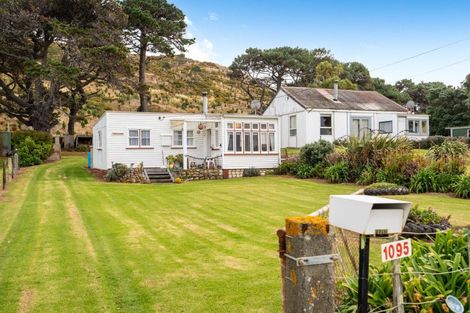 Photo of property in 1095 Mataikona Road, Mataikona, Tinui, 5889