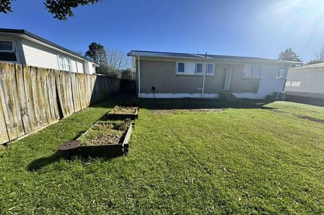 Photo of property in 80 Riverpark Crescent, Henderson, Auckland, 0610