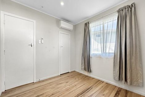 Photo of property in 41 Chorley Avenue, Massey, Auckland, 0614