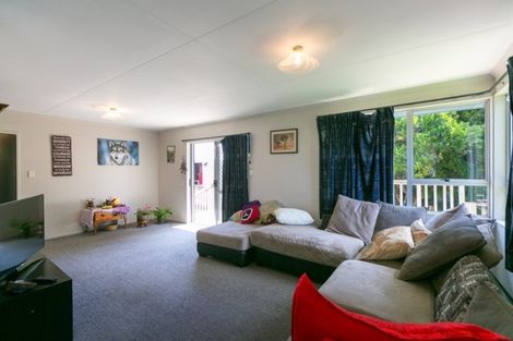 Photo of property in 54 Seaview Road, Marfell, New Plymouth, 4310