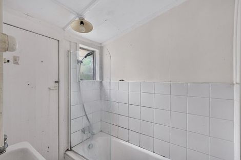 Photo of property in 4 Paradise Road, Napier South, Napier, 4110