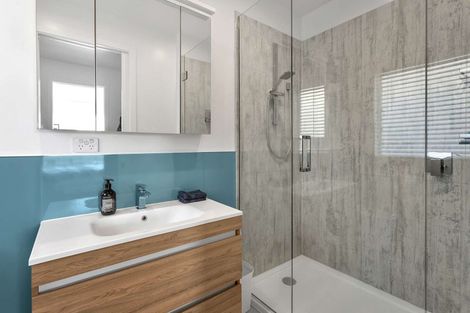 Photo of property in 30 Ngaroma Crescent, Whitianga, 3510