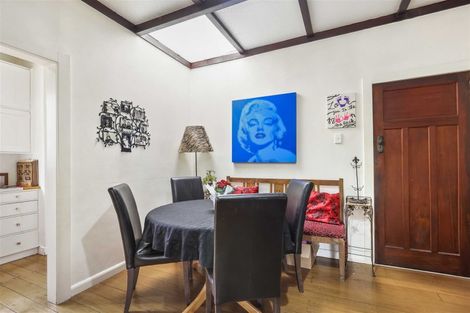 Photo of property in 117 Forest Lake Road, Forest Lake, Hamilton, 3200