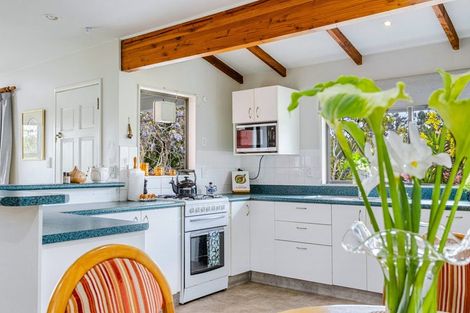 Photo of property in 5 Wendy Road, Waitakere, Auckland, 0816