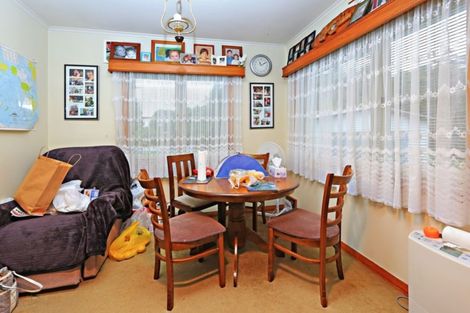 Photo of property in 8 Ross Avenue, Papatoetoe, Auckland, 2025