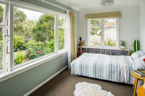 Photo of property in 26 Tuatoru Street, Eastbourne, Lower Hutt, 5013