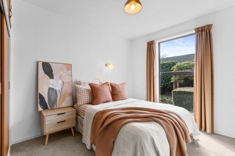 Photo of property in 8 Parr Place, Ilam, Christchurch, 8041