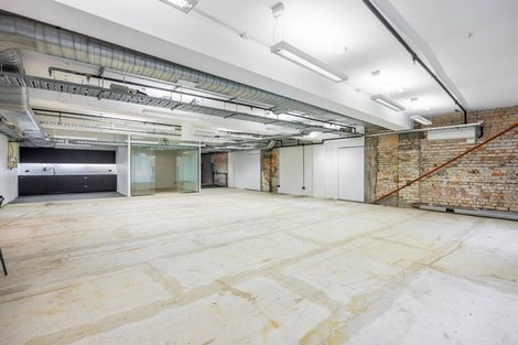Photo of property in 44a Queen Street, Northcote Point, Auckland, 0627