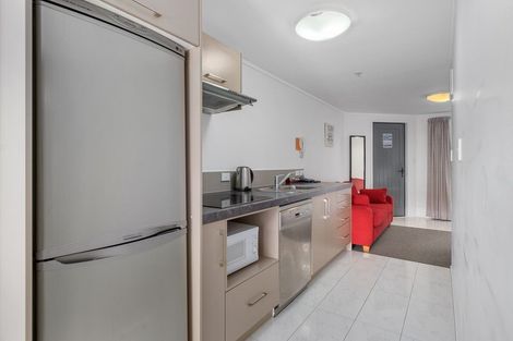 Photo of property in Atlas Apartments, 17/49 Maunganui Road, Mount Maunganui, 3116