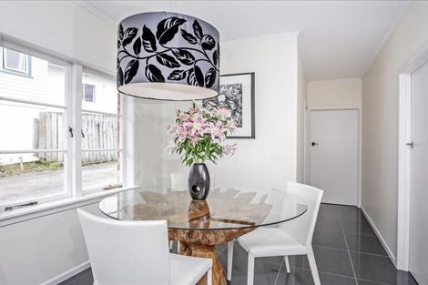 Photo of property in 12 Savoy Road, Glen Eden, Auckland, 0602