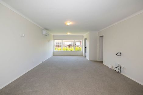 Photo of property in 2/3 Onepoto Road, Hauraki, Auckland, 0622
