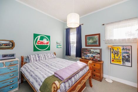Photo of property in 357 Featherston Street, Palmerston North, 4414