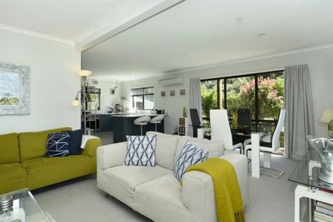 Photo of property in 5 Kaimiko Place, Okiwi Bay, 7193