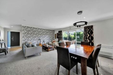 Photo of property in 10 Ryder Drive, Waiwhakaiho, New Plymouth, 4312