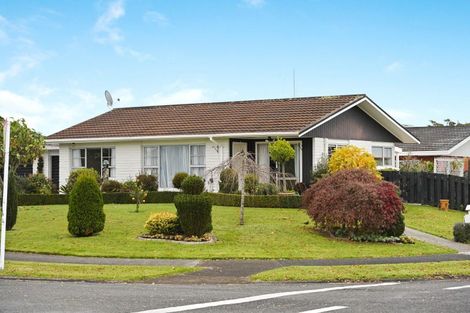 Photo of property in 137 Totara Drive, Pukete, Hamilton, 3200