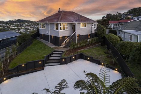 Photo of property in 173 Broderick Road, Johnsonville, Wellington, 6037