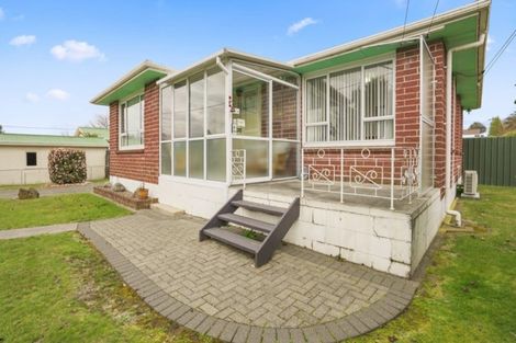 Photo of property in 4 Park Road, Western Heights, Rotorua, 3015