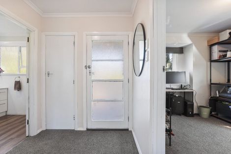 Photo of property in 5 Haynes Avenue, Upper Riccarton, Christchurch, 8041