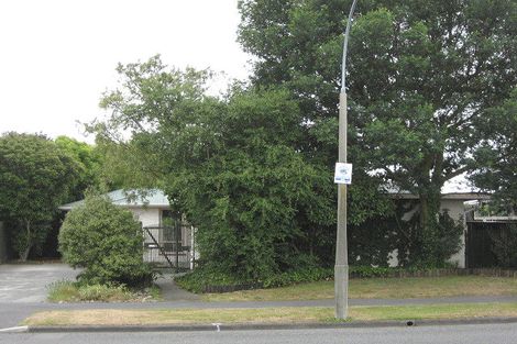 Photo of property in 154 Queenspark Drive, Parklands, Christchurch, 8083