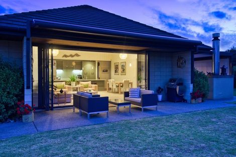 Photo of property in 1 Park Avenue, Mangawhai Heads, Mangawhai, 0505