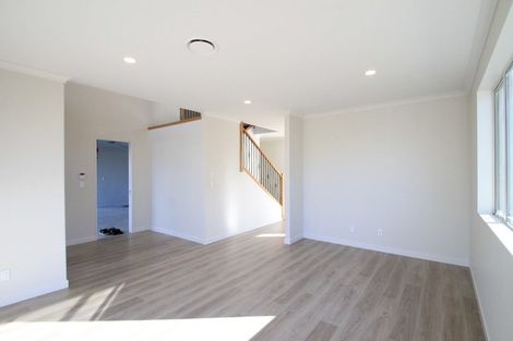 Photo of property in 13 Maka Terrace, Orewa, 0931