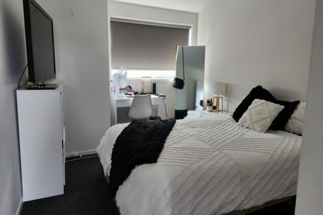 Photo of property in 2/52 May Street, Hamilton East, Hamilton, 3216