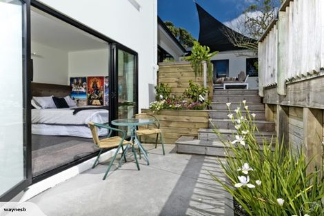 Photo of property in 1 View Road, Campbells Bay, Auckland, 0630