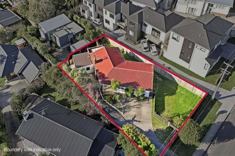 Photo of property in 1/4 Firth Road, Torbay, Auckland, 0630