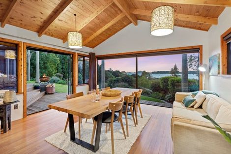 Photo of property in 33 Owen Place, Omokoroa, 3114