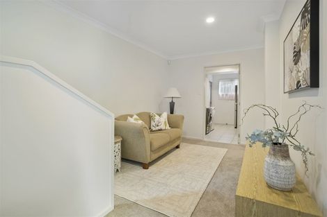 Photo of property in 24a Alexander Street, Cockle Bay, Auckland, 2014