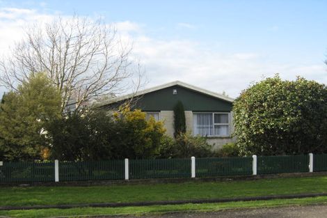 Photo of property in 78 Victoria Street, Carterton, 5713