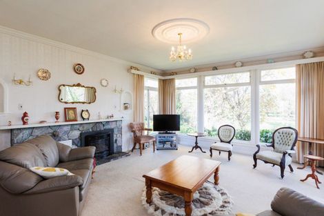 Photo of property in 35 Montgomery Terrace, Hokowhitu, Palmerston North, 4410