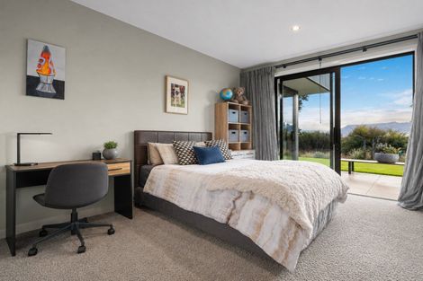 Photo of property in 48 Kanuka Rise, Albert Town, Wanaka, 9305