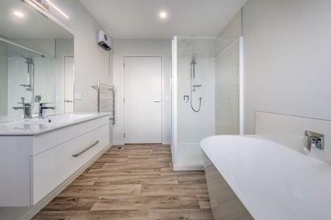 Photo of property in Northlake, 27 Malvern Road, Wanaka, 9305