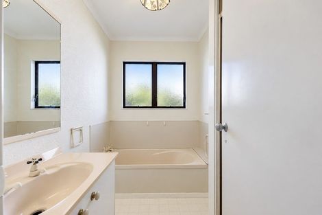 Photo of property in 22 Kesteven Avenue, Parkvale, Tauranga, 3112
