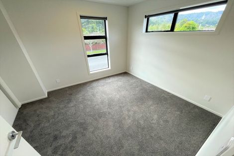 Photo of property in 5/240 Stokes Valley Road, Stokes Valley, Lower Hutt, 5019