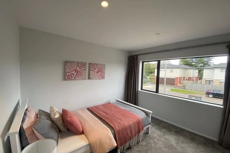 Photo of property in 50 Bordeaux Parade, Te Atatu South, Auckland, 0610