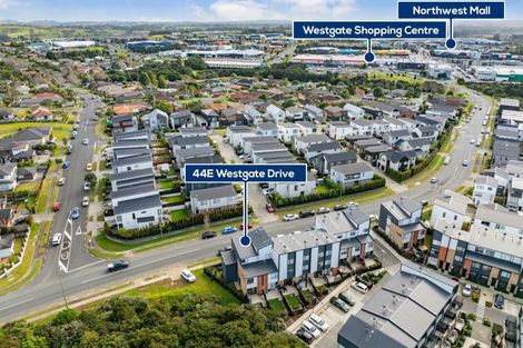 Photo of property in 44e Westgate Drive, Westgate, Auckland, 0614