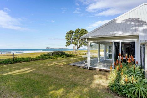 Photo of property in 27 Claxton Avenue, Pauanui, Hikuai, 3579