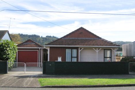 Photo of property in 13 Bryant Grove, Taita, Lower Hutt, 5011