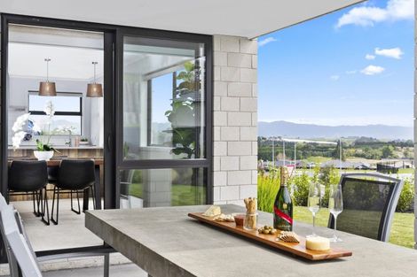 Photo of property in 1 Ridge Drive, Omokoroa, 3114