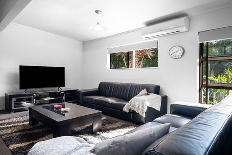 Photo of property in 17 Ward Drive, Opua, 0200