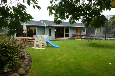 Photo of property in 41 Saint Leonards Road, Temuka, 7920