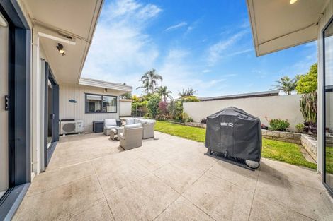 Photo of property in 8 Indus Place, Half Moon Bay, Auckland, 2012