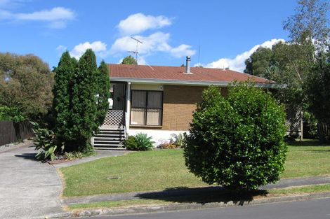 Photo of property in 3 Naviti Place, Browns Bay, Auckland, 0630