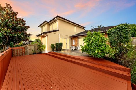 Photo of property in 1 Luna Place, Henderson, Auckland, 0612