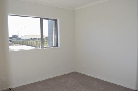 Photo of property in 4 Seagrass Place, Otaki Beach, Otaki, 5512