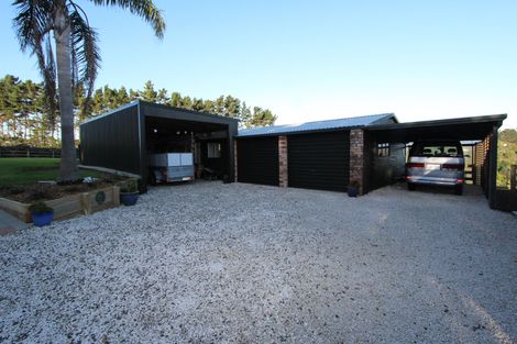 Photo of property in 167 Wymer Road, Glenbrook, Waiuku, 2681