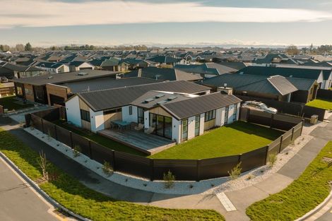 Photo of property in 40 Selfe Crescent, Burwood, Christchurch, 8083